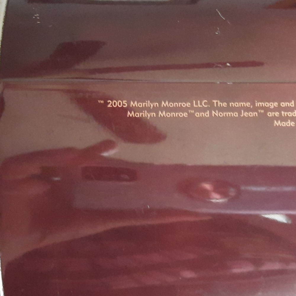 Metal Marilyn Monroe tin - Picture 3 of 5